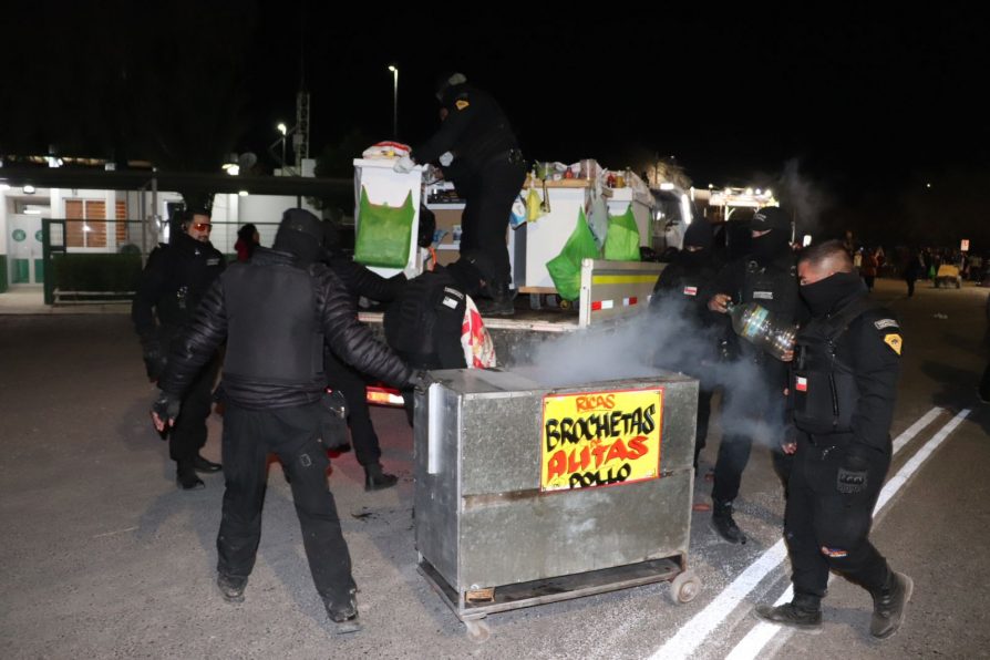 Masivo decomiso de carros de comida y parrillas en fiscalización durante Fiesta de La Tirana