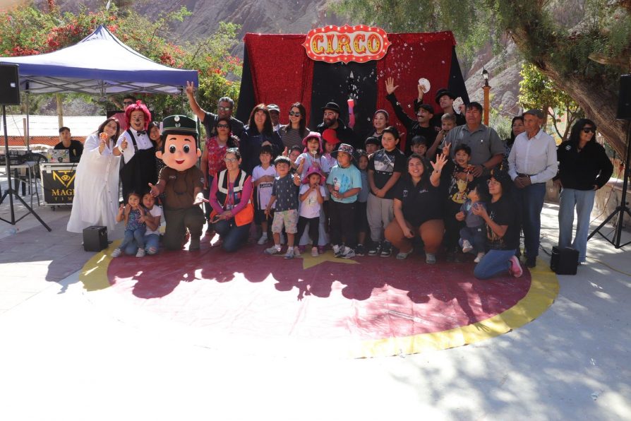 Programa Maletines Culturales llevó magia y alegría a Huatacondo