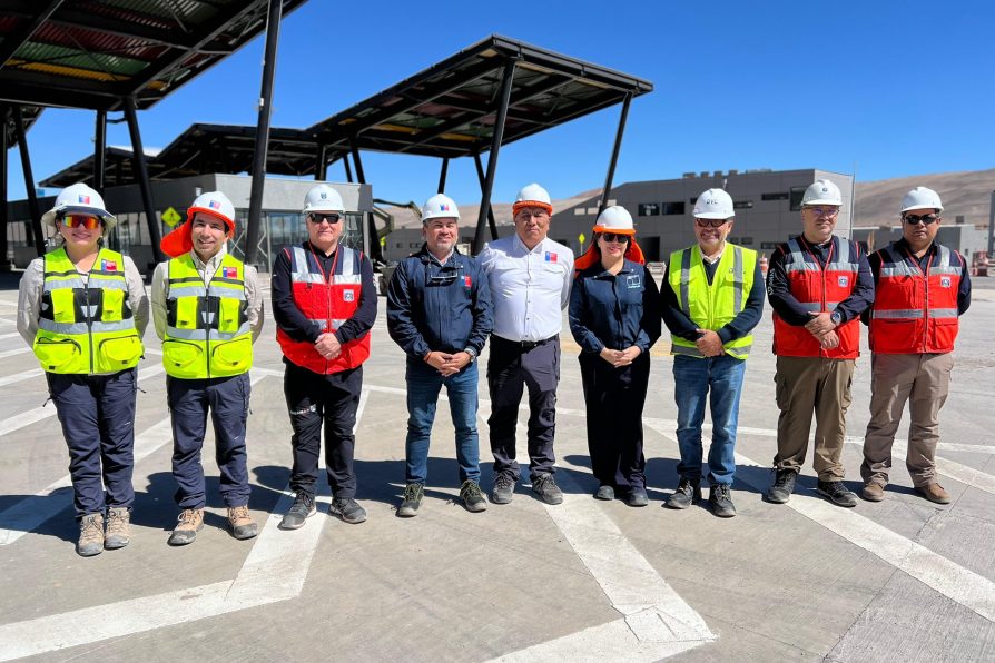 Autoridades inspeccionan obra de reposición del Complejo Aduanero de Quillagua