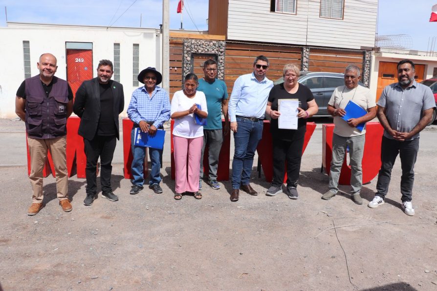 76 familias del Comité de Vivienda “13 de Junio” recibieron sus escrituras en la comuna de Pozo Almonte